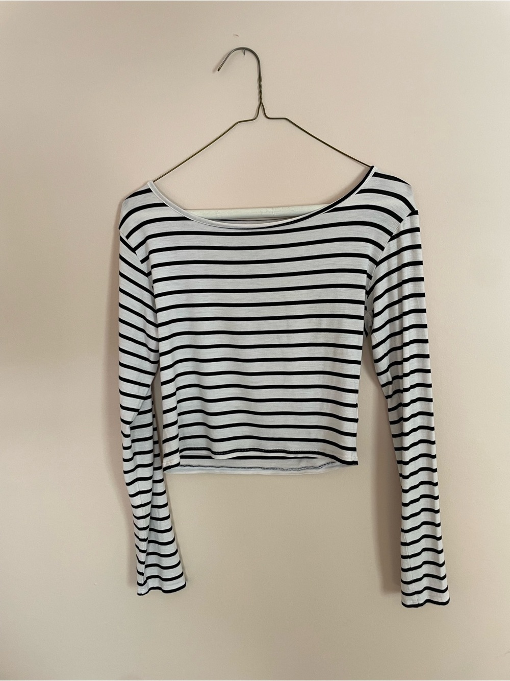 Tobi White and Black Striped Long-Sleeve Crop Top